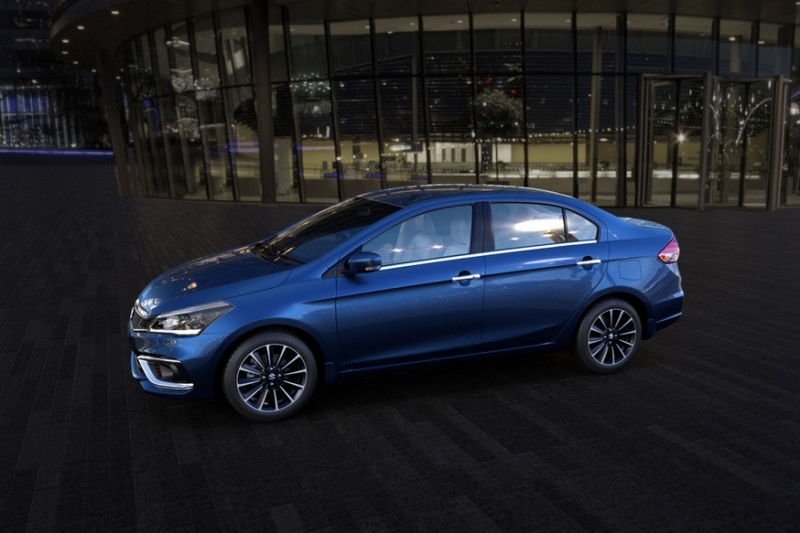 Появилось первое фото конкурента Соляриса от Toyota: седан сделан из Suzuki