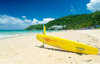 Таиланд до конца года рассчитывает принять 100 000 туристов из РФ