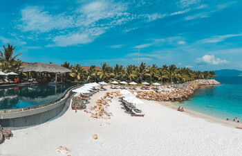 Вьетнам открывает Нячанг для иностранных туристов 