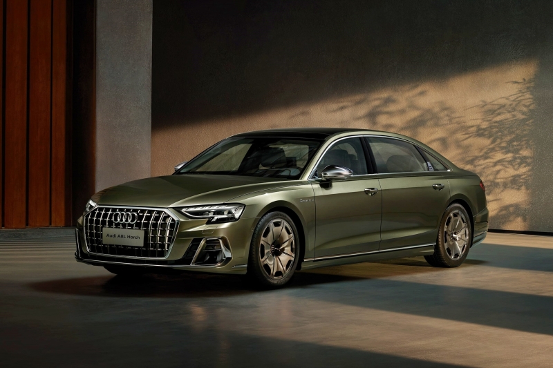 Audi A8L Horch: конкурент Mercedes-Maybach дебютировал в Китае с мотором V6