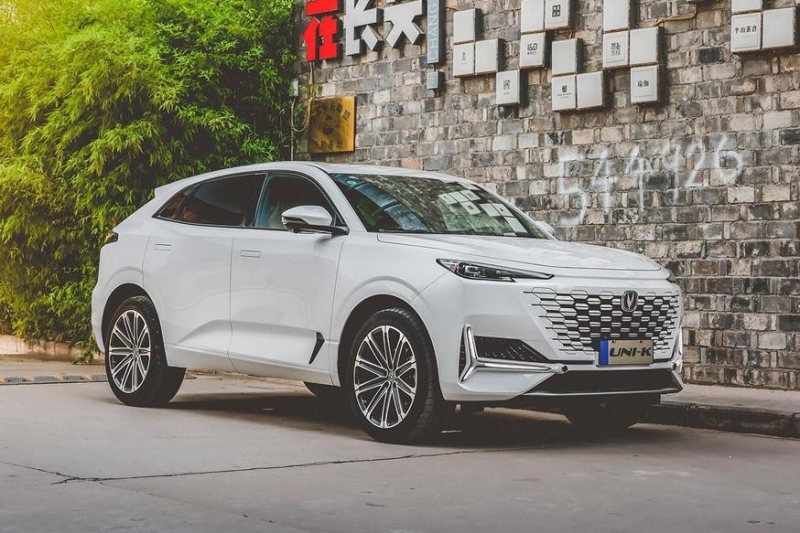 Кроссовер Changan Uni-K готовится к старту продаж в России: один мотор, есть полный привод