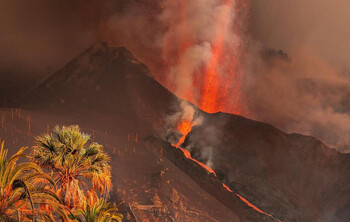 На острове Пальма эвакуировали ещё 500 человек из-за вулкана