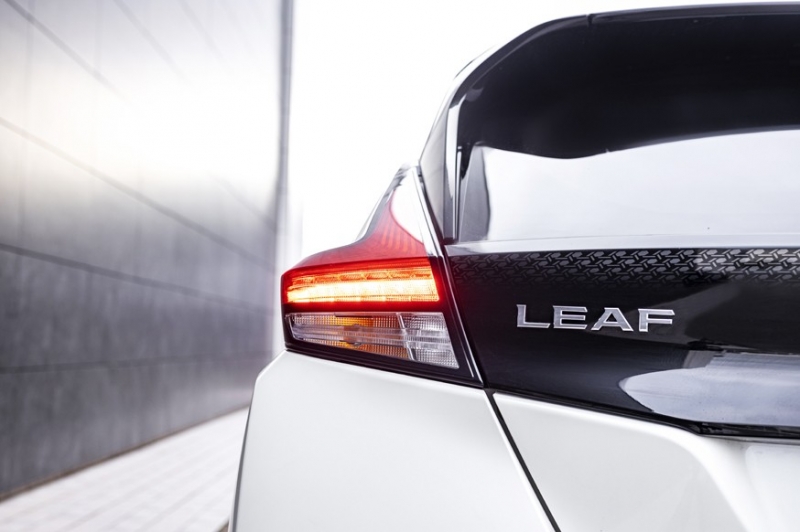 Nissan Leaf подрастёт: в следующем поколении модель заменят кроссовером