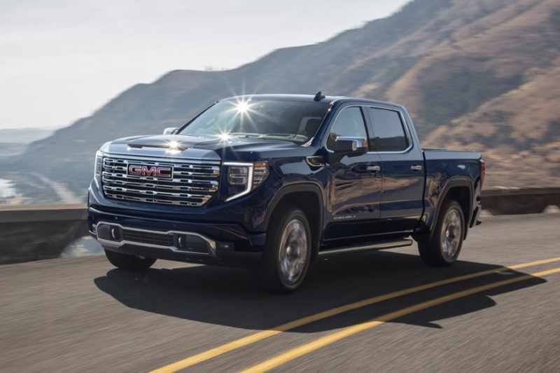 Обновлённый пикап GMC Sierra 1500: салон от внедорожника Yukon и прежние моторы