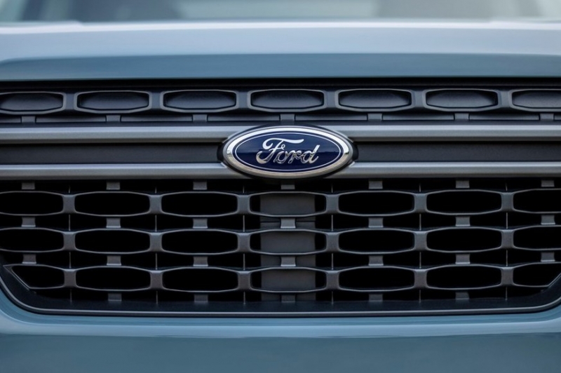 Очередной грузовик: модельную линейку Ford может пополнить ещё один пикап