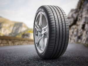 Советы по выбору зимних шин: нужны ли шипы?