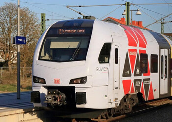 В Германии представили уникальный беспилотный поезд