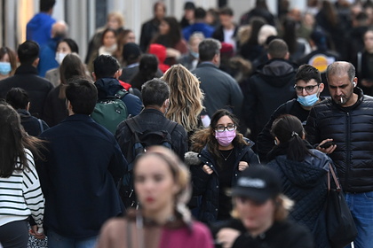 Власти Британии признали распространение в стране нового штамма коронавируса