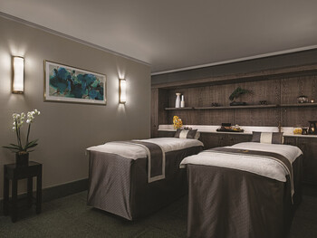 Лондонский отель предлагает своим постояльцам массаж с коноплёй