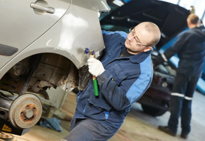 Рихтовка автомобиля: в каких случаях требуется?