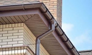 Установка водосточной системы: особенности