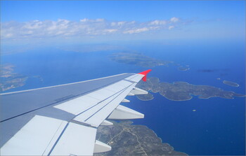 Авиабилеты на рейсы из РФ в Европу за год подорожали на треть