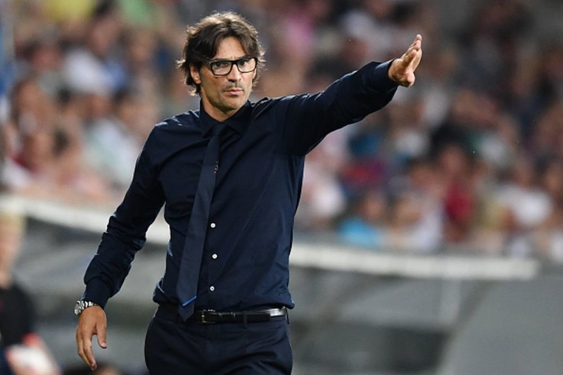 Новый тренер "Спартака" Паоло Ваноли прилетел в Москву