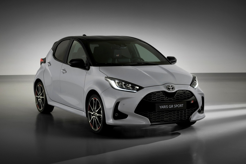 «Подогретый» Toyota Yaris GR Sport для Европы: заводской тюнинг без прибавки в мощности