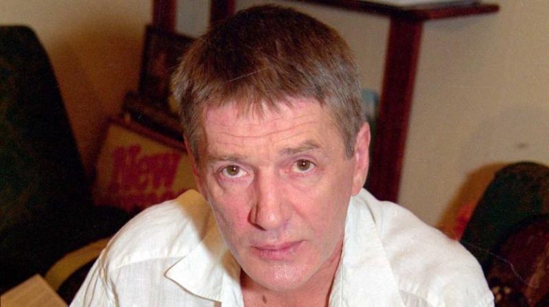 Родственники обнаружили неожиданную вещь в потайном кармане пиджака Абдулова