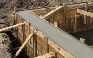 Сооружение фундамента для гаража