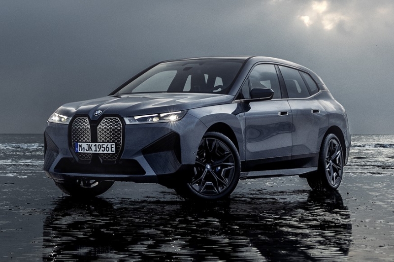 BMW iX М60: 3,8 секунды до «сотни», 619 л.с., до России доберётся во втором квартале 2022 года