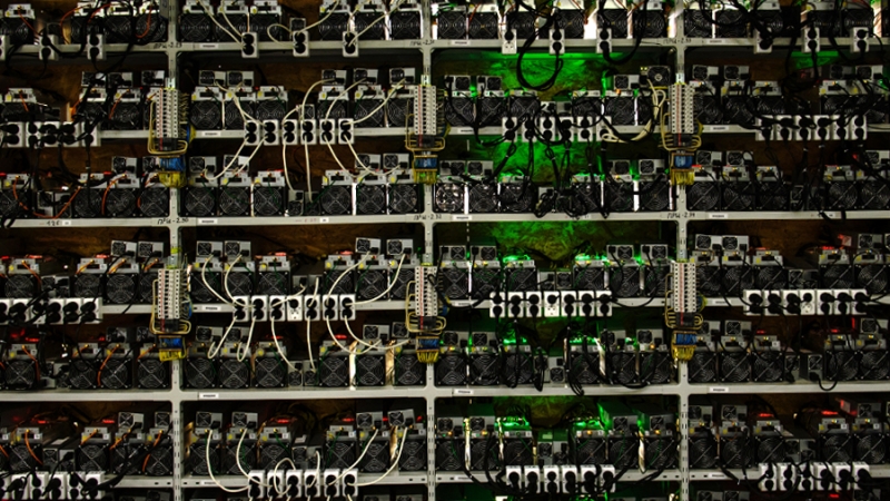 Эксперты оценили позицию ЦБ по криптовалютам в России