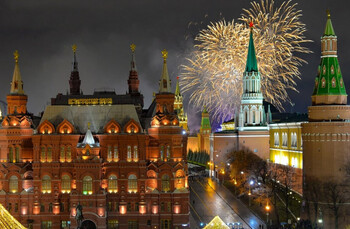 Новогодний фейерверк запустят на 11 площадках и в 15 парках Москвы