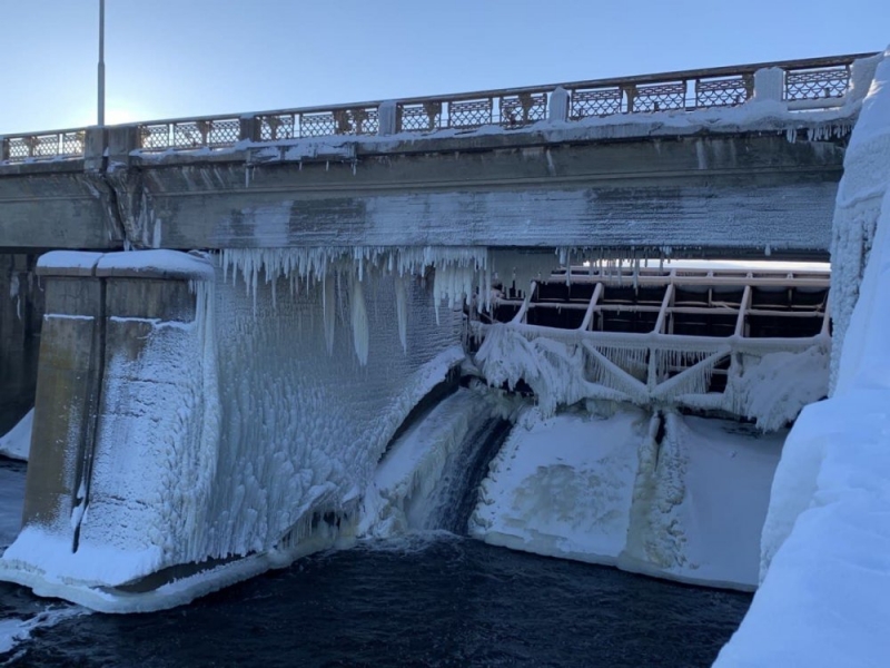Двухкилометровую дамбу построят в поселке Горные ключи
