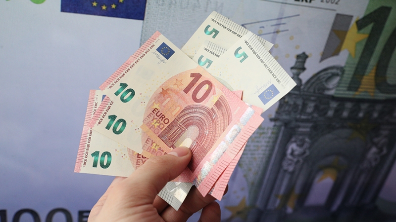 ЕЦБ сохранил базовую процентную ставку по кредитам на нулевом уровне