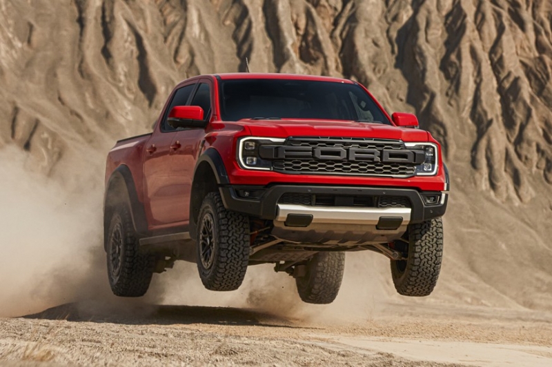 Ford Ranger Raptor нового поколения: трёхлитровый мотор V6, 397 л.с. Продажи стартуют летом