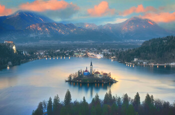 Консульство Словении в Москве временно не выдаёт визы из-за карантина