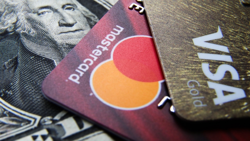 Ряд российских банков отключат от системы SWIFT