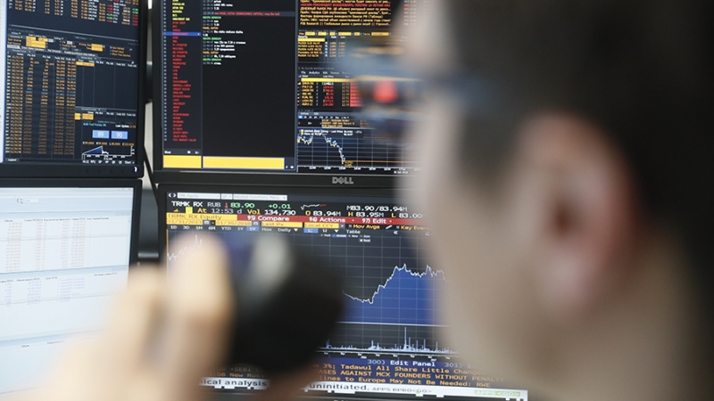 СПБ Биржа приостановила торги из-за технического сбоя