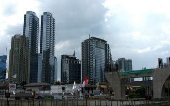 В Индонезии запретили въезд туристов через аэропорт Джакарты