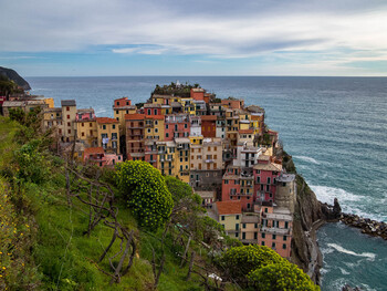 Заселиться в отели Италии без признанной в ЕС прививки не получится до апреля 