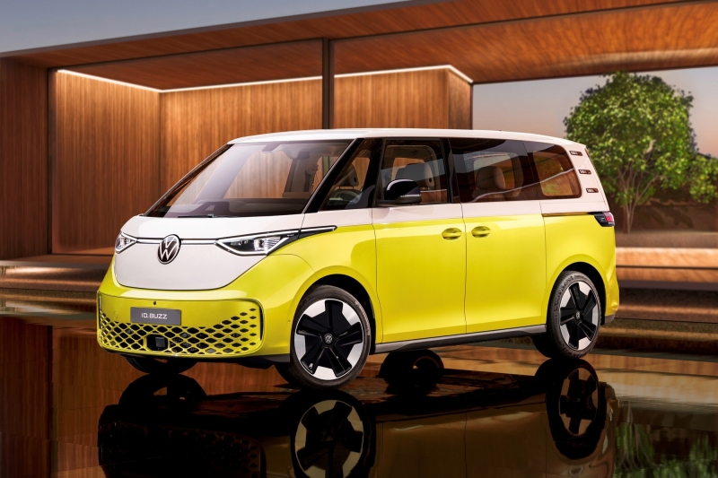 «Бычки» под током: VW ID. Buzz дебютировал в пассажирской и коммерческой версиях