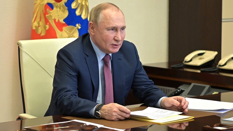 Путин потребовал не допускать появления новых обманутых дольщиков в России