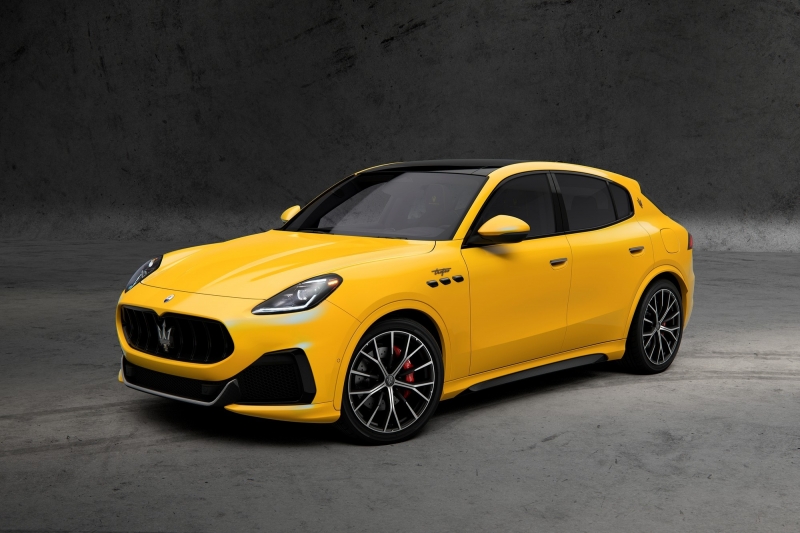 Всё и сразу: Maserati Grecale дебютировал во всех версиях, в том числе как электромобиль