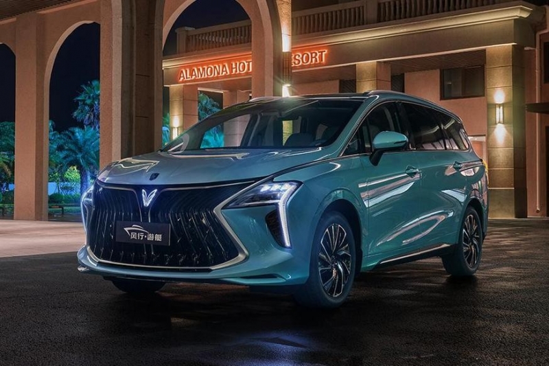 Яхта на колёсах за недорого: Dongfeng представил новый минивэн