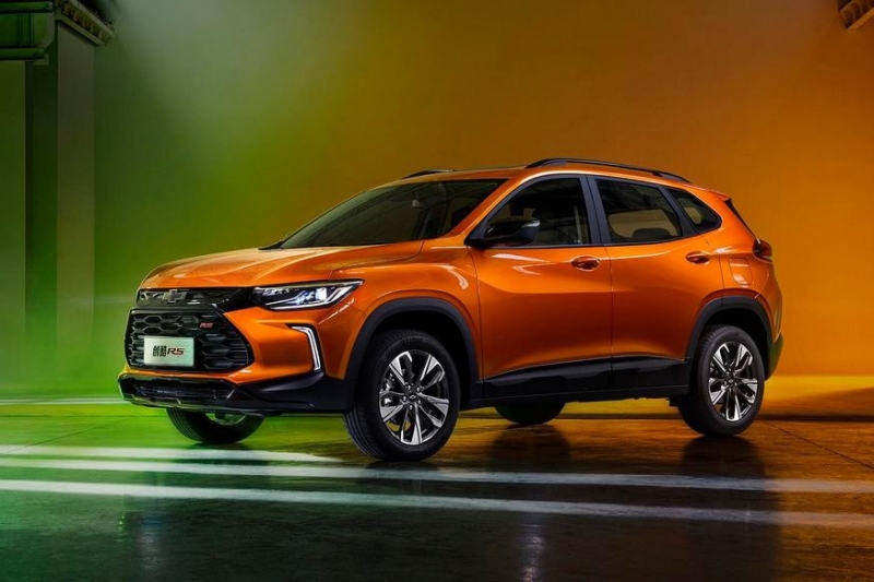 Кроссовер Chevrolet Tracker стал мощнее в новой топ-версии RS