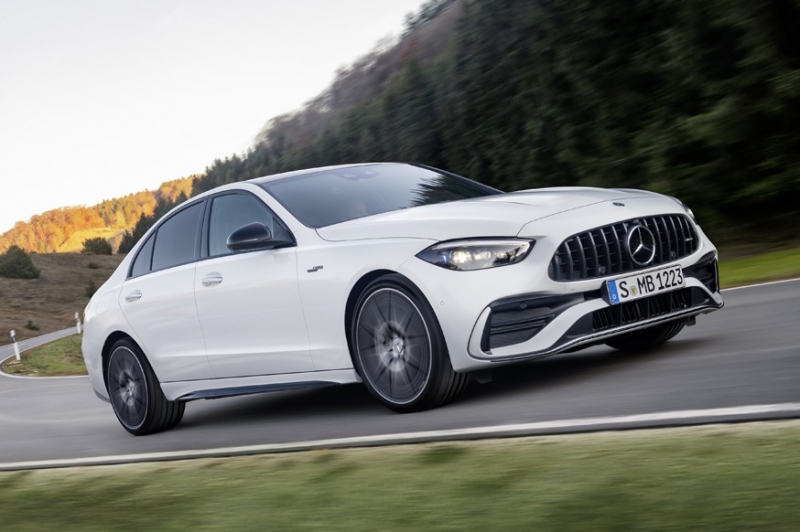 Mercedes-AMG C 43 4Matic получил такой же четырёхцилиндровый мотор, как у кабриолета SL 43