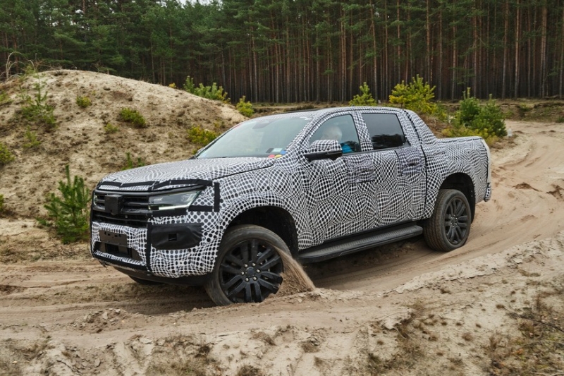 Теперь живьём: родственный Форду новый Volkswagen Amarok показался на официальных фото