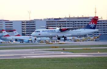 Air Serbia увеличивает число рейсов в Черногорию