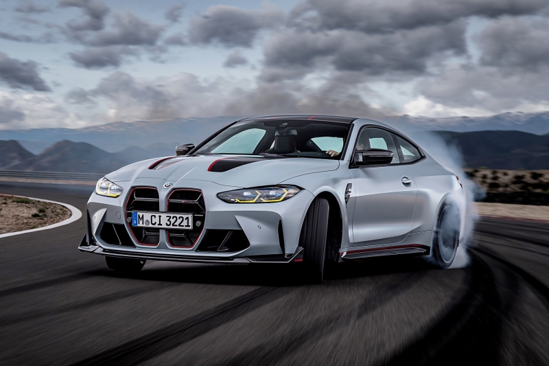 BMW M4 CSL: облегчённый кузов без задних сидений, более мощный мотор, но старый салон