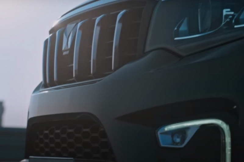 Не сумевший закрепиться в РФ внедорожник Mahindra Scorpio сменил поколение: новые тизеры