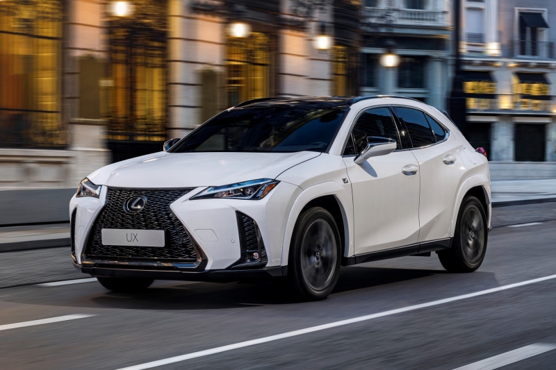 Обновлённный Lexus UX: прежний дизайн, более жёсткий кузов и улучшенная эргономика