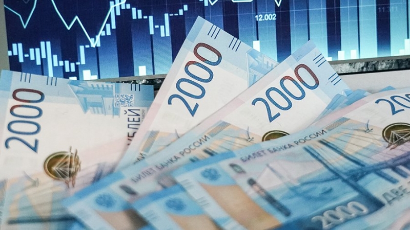 Размер бюджетного стимула экономике РФ в 2022 году превысит 8 трлн рублей