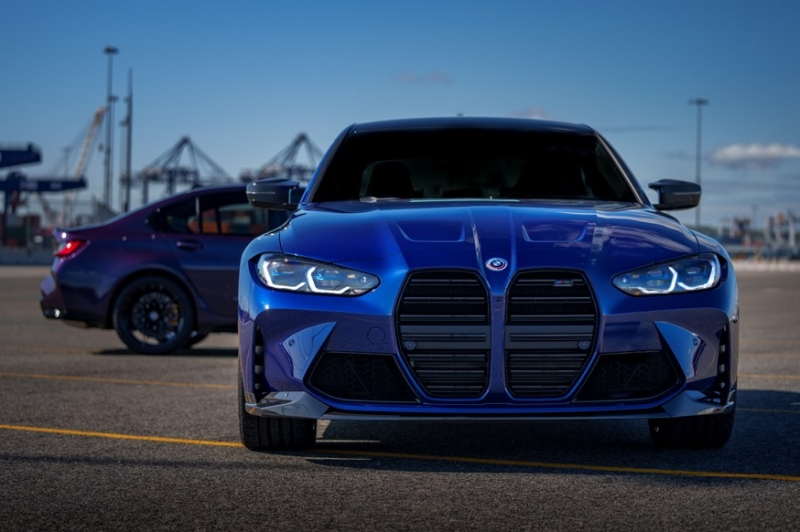 В BMW празднуют 50-летие подразделения M: дебютировали юбилейные исполнения M3 и M4