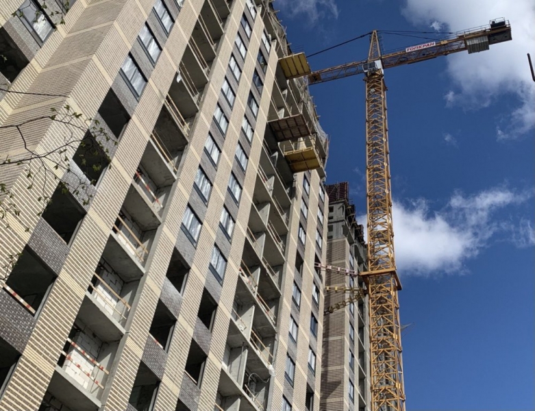 В жилом доме в Новой Москве установят подъемную платформу для маломобильного населения