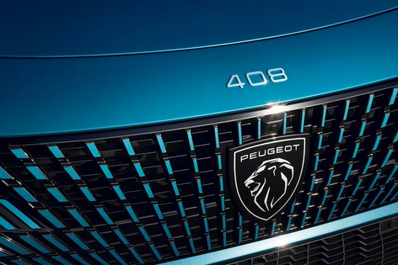 Засвечен ещё один новый Peugeot 408 – глобальный паркетник