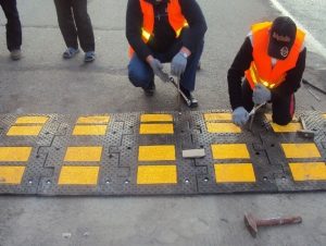 Технические средства для обеспечения дорожной безопасности: особенности