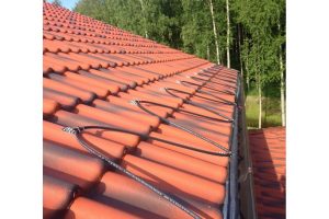 Достоинства обогрева водостоков. Нюансы конструкции