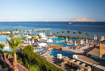 Ещё один туроператор запускает чартеры на курорты Египта