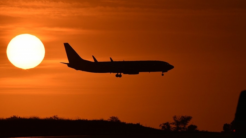 Глава ФАС назвал парадоксальными цены на авиатопливо в РФ